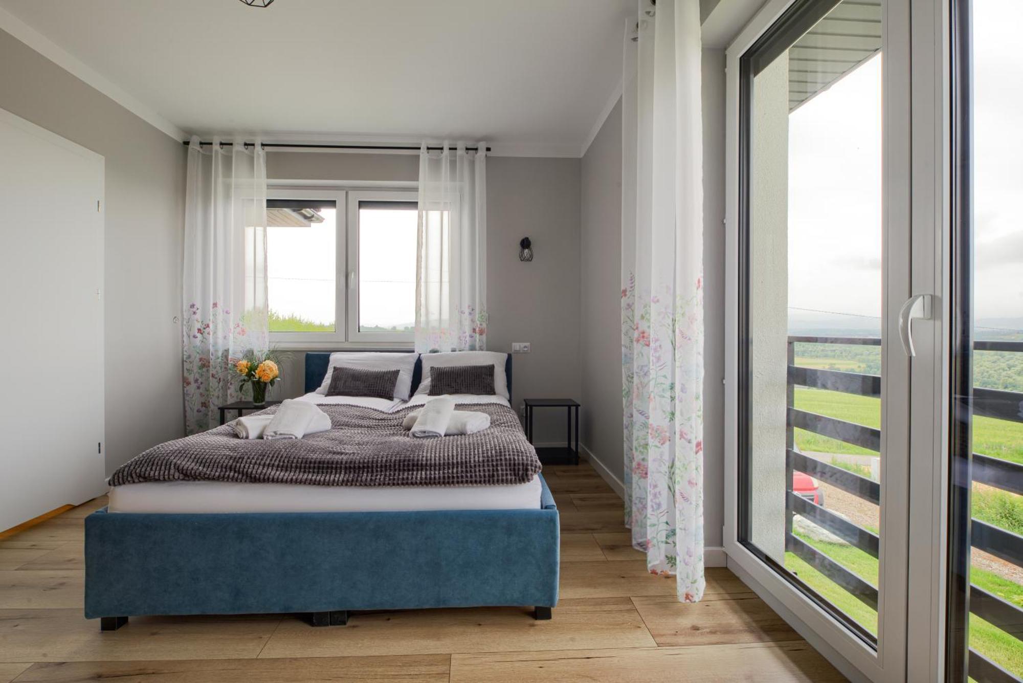 Sunny House *